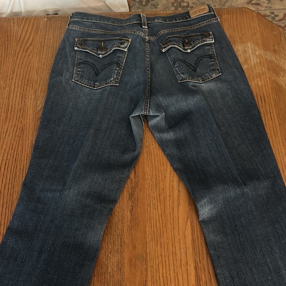 Levi Straus Co. Women’s Boot-Cut 515 Jeans - Picture 7 of 11